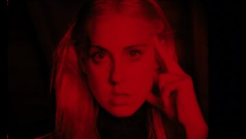 Torres – Helen In The Woods