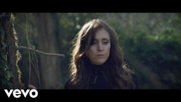 Kelleigh Bannen – Church Clothes