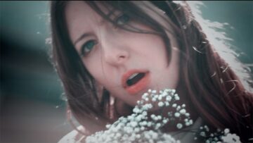 Molly Burch – Please Be Mine