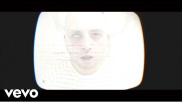 Darlia – Beam Me Up