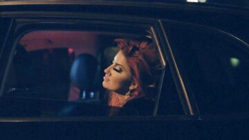 Neon Hitch – Neighborhood