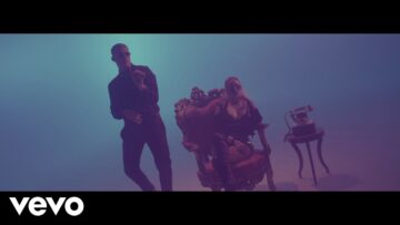 Karol G, Bad Bunny – Ahora Me Llama