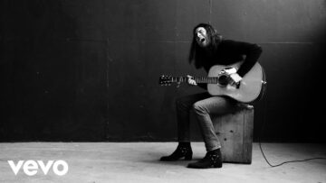 Billy Raffoul – Dark Four Door (Frank Ockenfels Photoshoot)