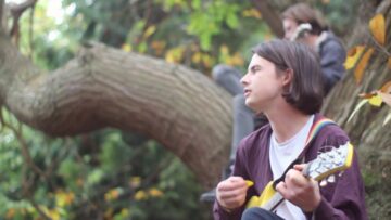 Spinning Coin – Starry Eyes