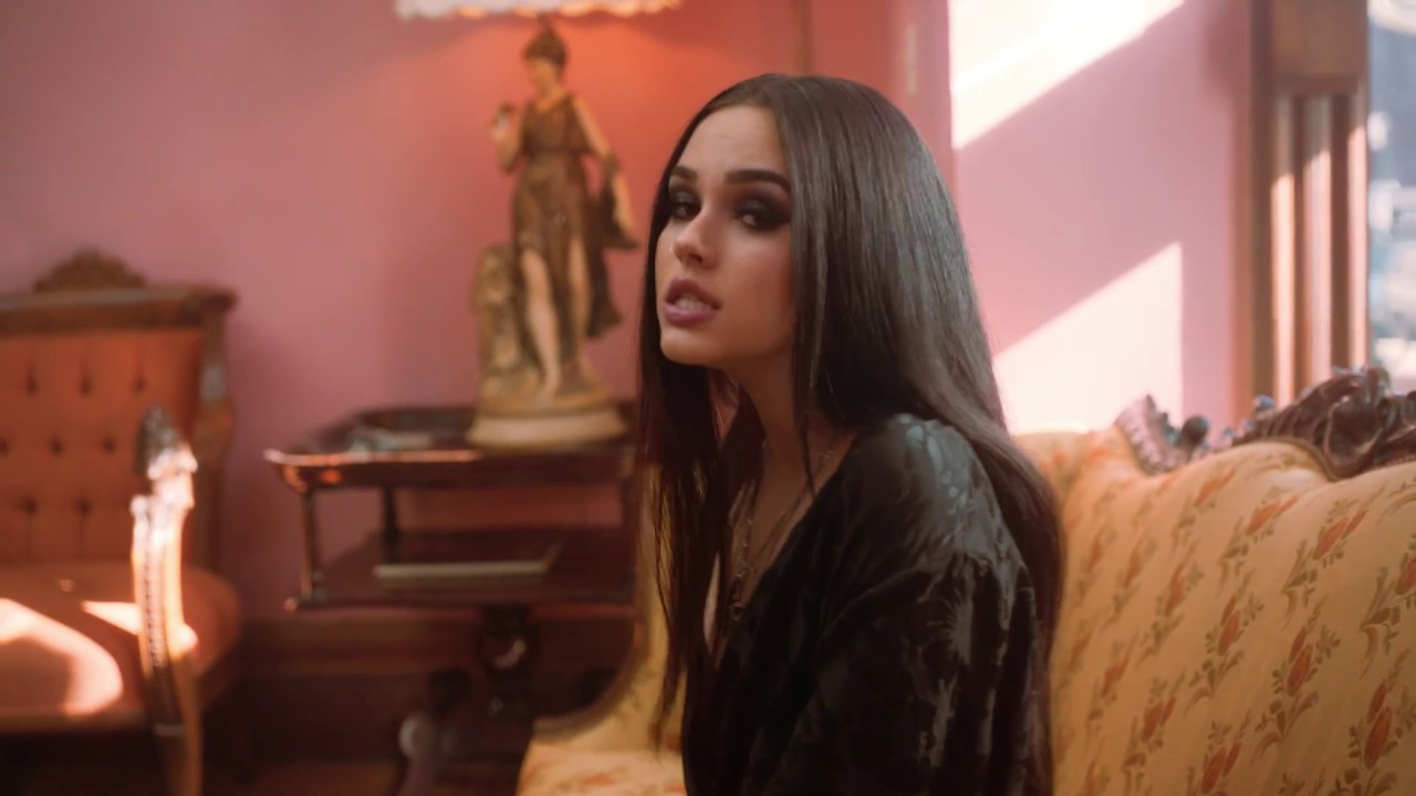 Maggie Lindemann – Obsessed
