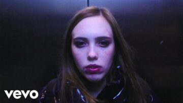 Soccer Mommy – Your Dog
