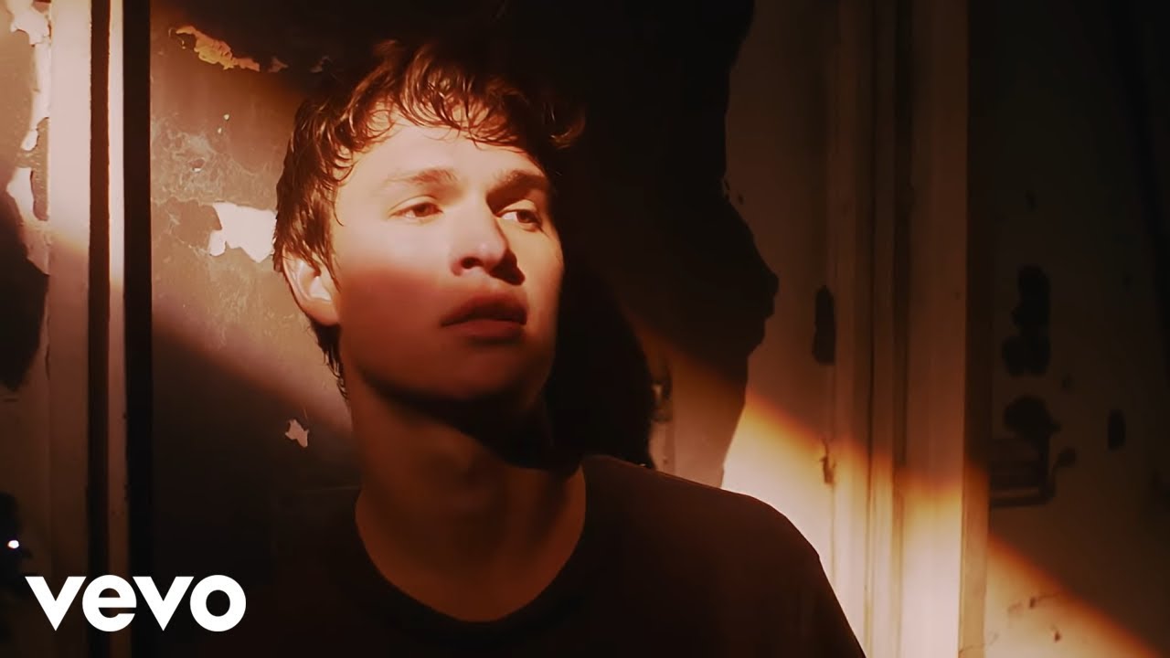 Ansel Elgort – Supernova