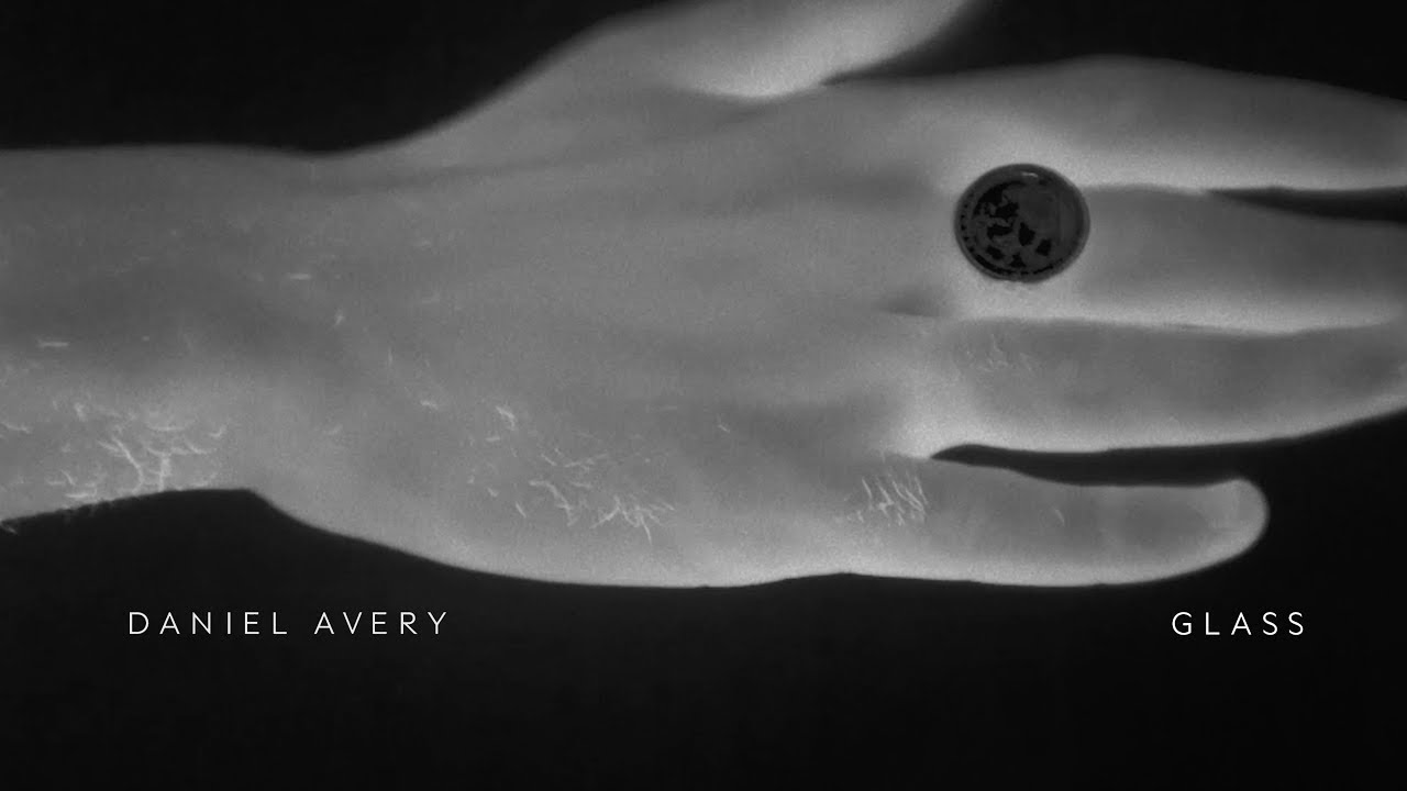 Daniel Avery – Glass