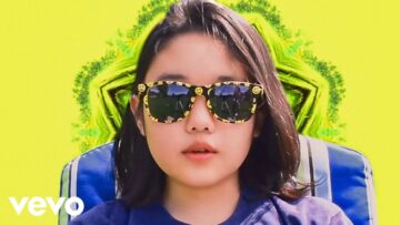 Superorganism – Everybody Wants To Be Famous