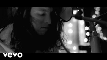 Billy Raffoul – You Be Love (Acoustic)