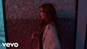 Riley Clemmons – Better For It