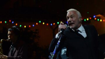 Goldfinger – Rudolph The Red-Nosed Reindeer