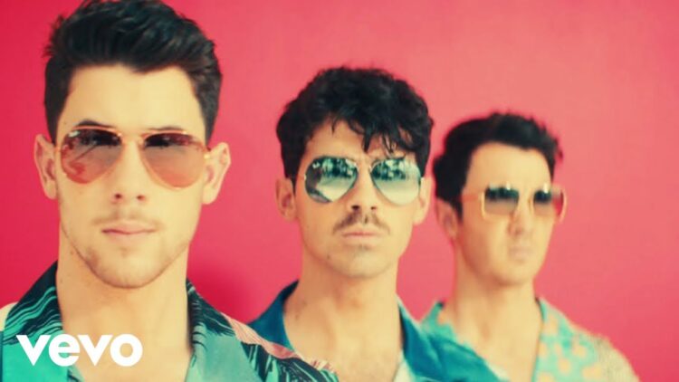 Jonas Brothers – Cool