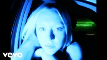 Chloe MK – David Bowie