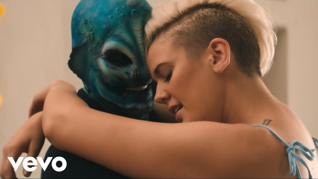 Betty Who – I Remember