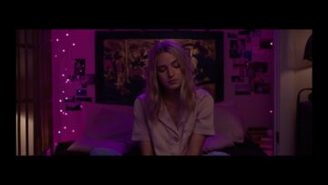 Katelyn Tarver – Cynical