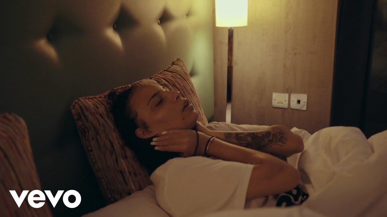 Sharna Bass – 04:30