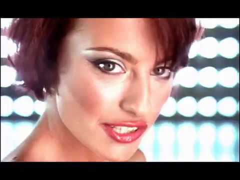 The Cheeky Girls – Cheeky Song (Touch My Bum)