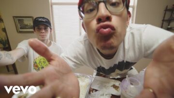 PRETTYMUCH – Love  ft. Inigo Pascual