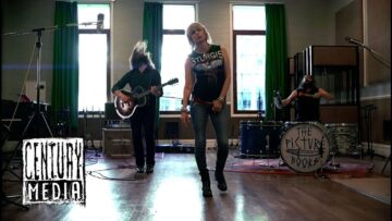 THE PICTUREBOOKS – You Can’t Let Go feat. Chrissie Hynde