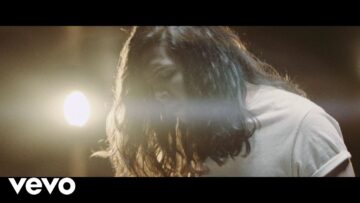 Billy Raffoul – It’s a Beautiful Life