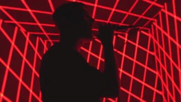 Boston Manor – Everything Is Ordinary