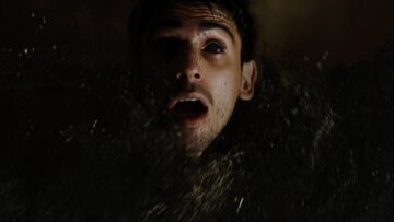 Crown The Empire – BLURRY (out of place)