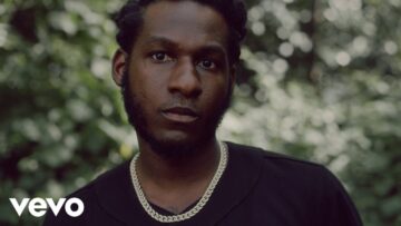Leon Bridges – Sweeter ft. Terrace Martin