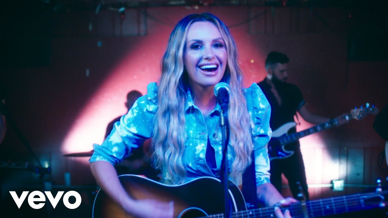 Carly Pearce – Next Girl