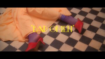 VASSIŁINA – Bad Omen