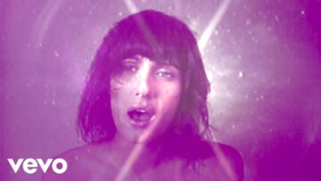 Teddy Geiger – Love Somebody