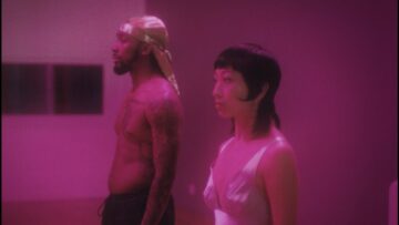 Becca TG – Kiss Me