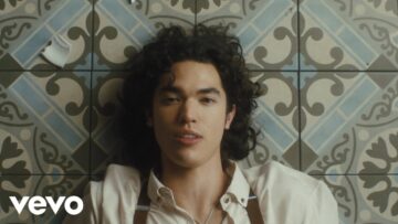 Conan Gray – People Watching