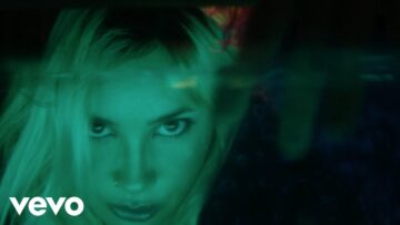 Matilda Cole – Stay Awake