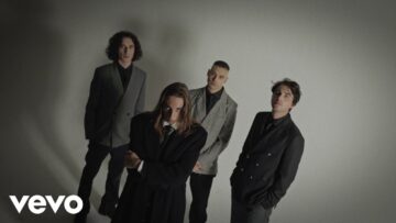 Karakaz – Useless