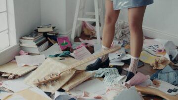 Sloan Peterson – Parasite