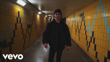 For You The Moon – Talk