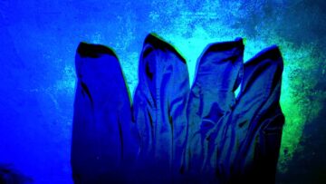 Hundred Headless Horsemen – Echoes