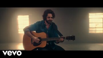 Thomas Rhett – Country Again