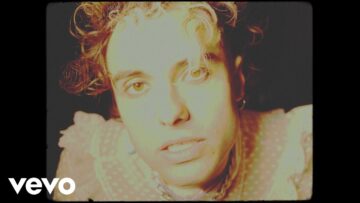 Keir – Boys Will Be Girls