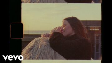 Art School Girlfriend – Softer Side