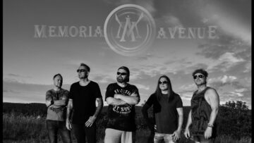 Memoria Avenue – Stuck