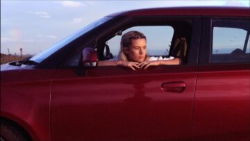 Hana Lili – Red Hearts