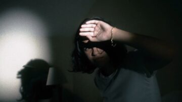 Honeyglaze – Burglar