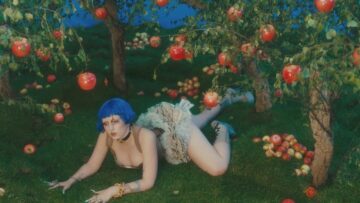 Ashnikko – Panic Attacks In Paradise