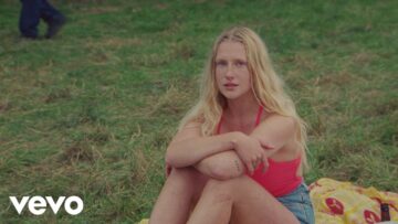 Billie Marten – Liquid Love