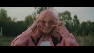 FLTY BRGR GRL – Duet