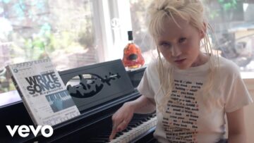 Alice Longyu Gao – 100 Boyfriends