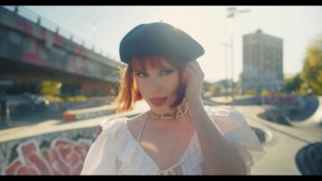 Madelline – Wish I could party all the time!