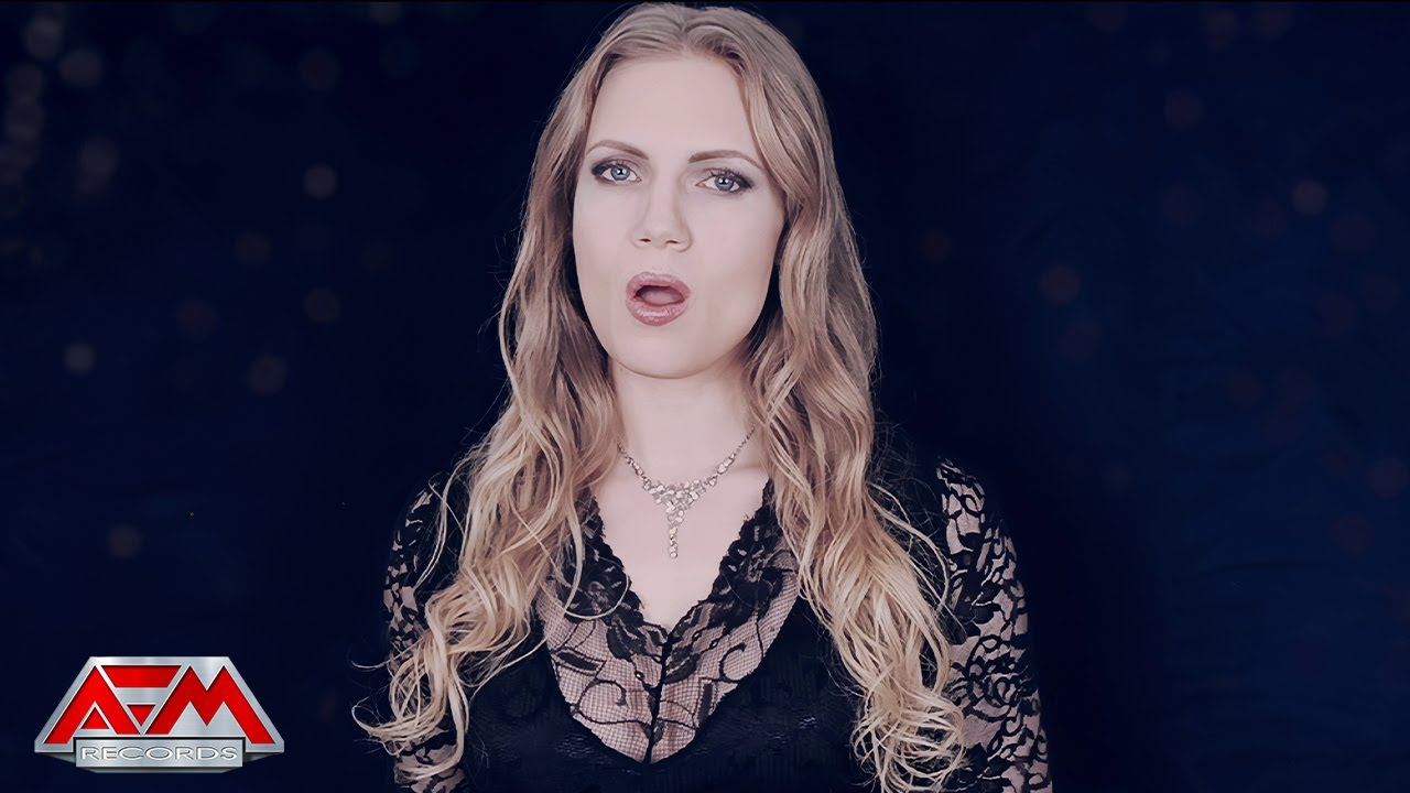 LEAVES’ EYES – Silent Night